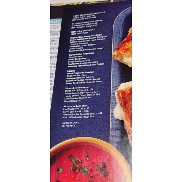 The Taste of Home Cookbook, 5th Edition: Cook.  Share.  Celebrate. - GOOD - Picture 5 of 8